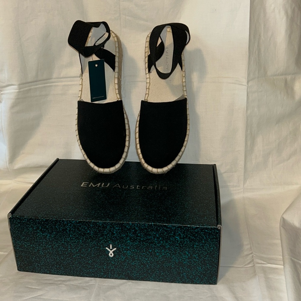 Emu Elabana Closed Toe Espadrille Black Assorted Sizes NIB